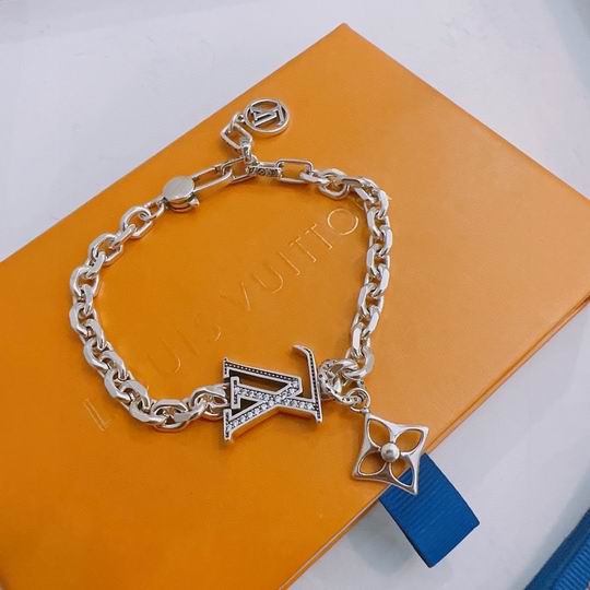 LV Bracelet 11lyh501